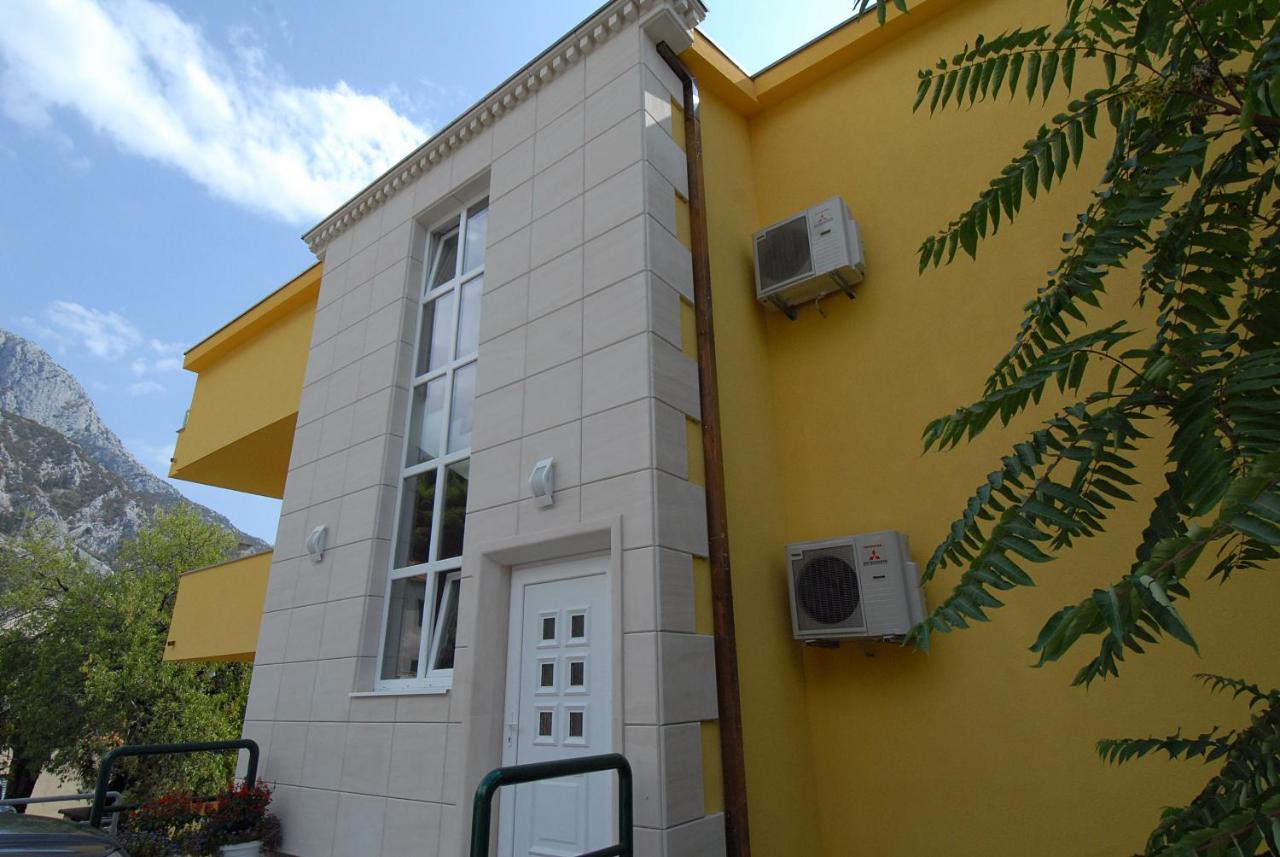 Apartments Vesna غراداك المظهر الخارجي الصورة