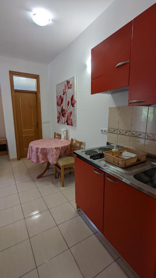 Apartments Vesna غراداك الغرفة الصورة