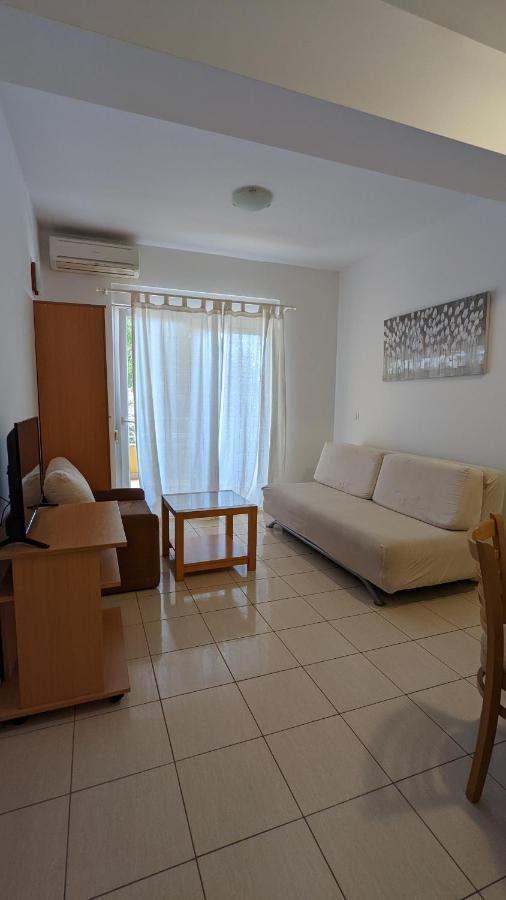 Apartments Vesna غراداك الغرفة الصورة