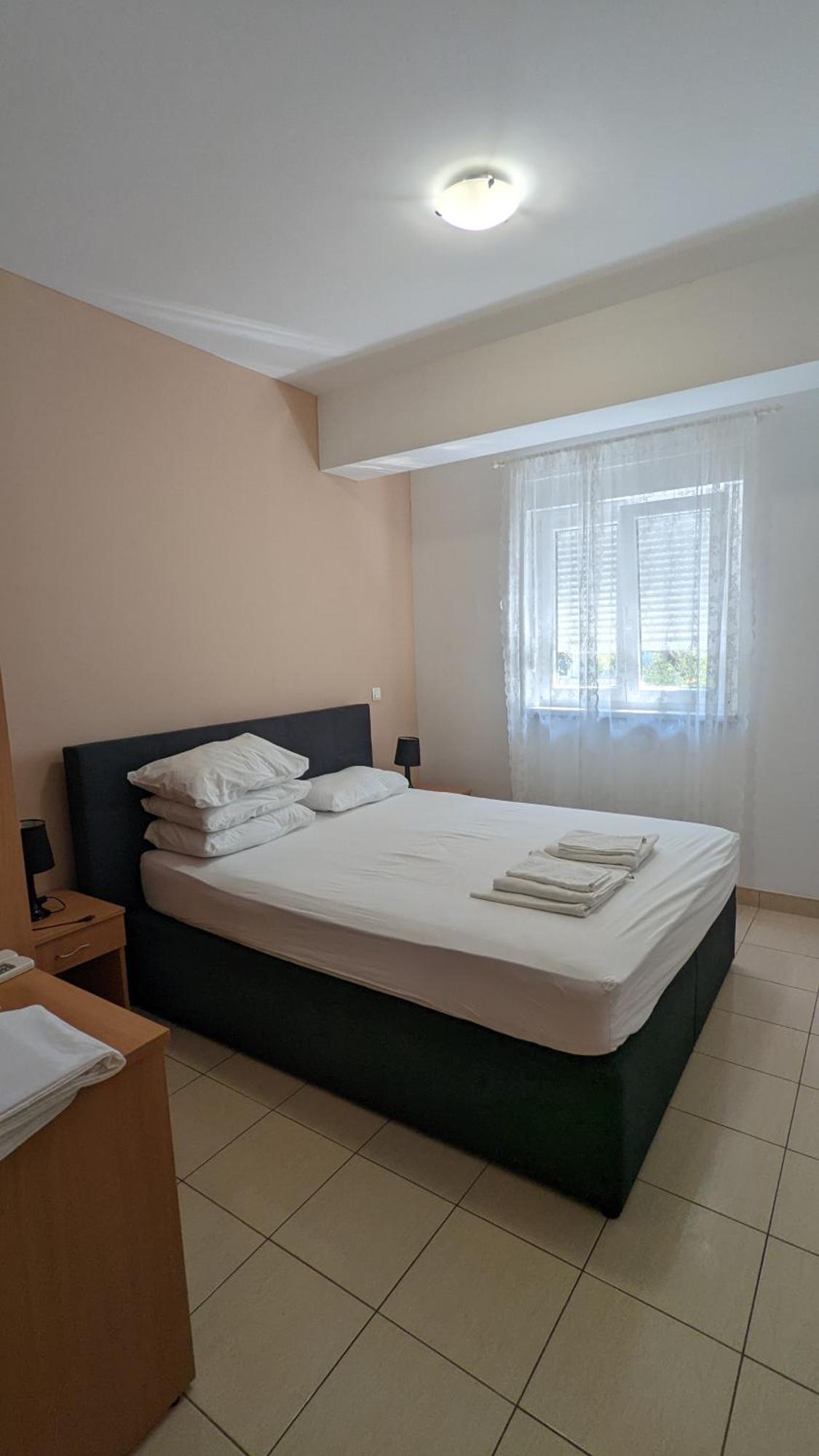 Apartments Vesna غراداك الغرفة الصورة