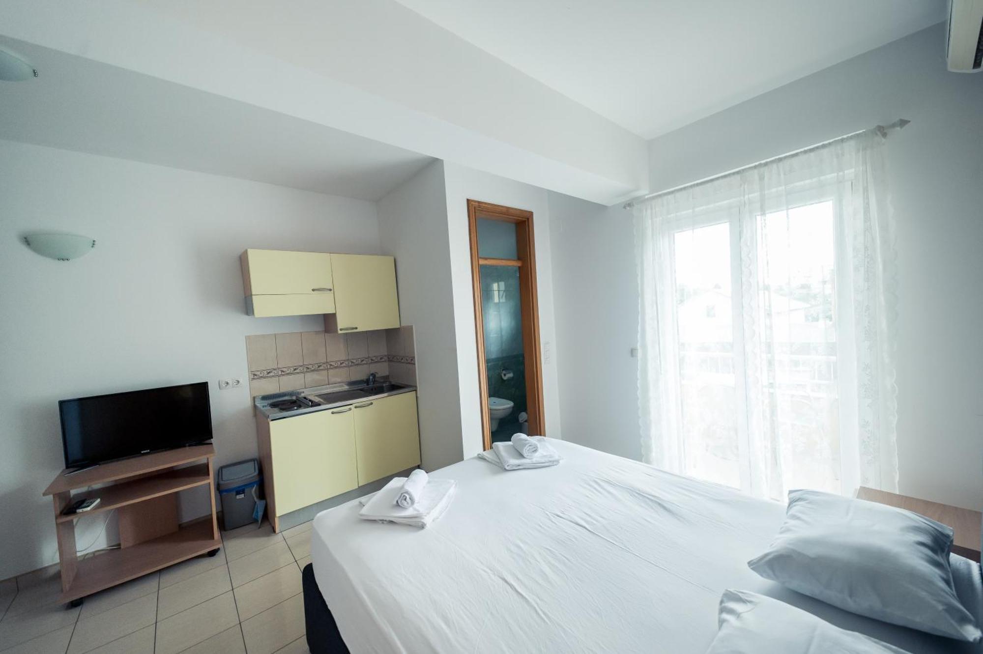 Apartments Vesna غراداك الغرفة الصورة